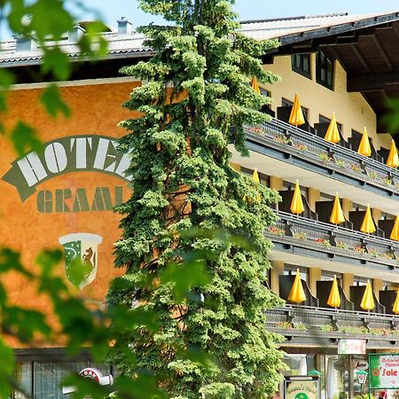 Hotel Berghof Graml Hallwang Luaran gambar