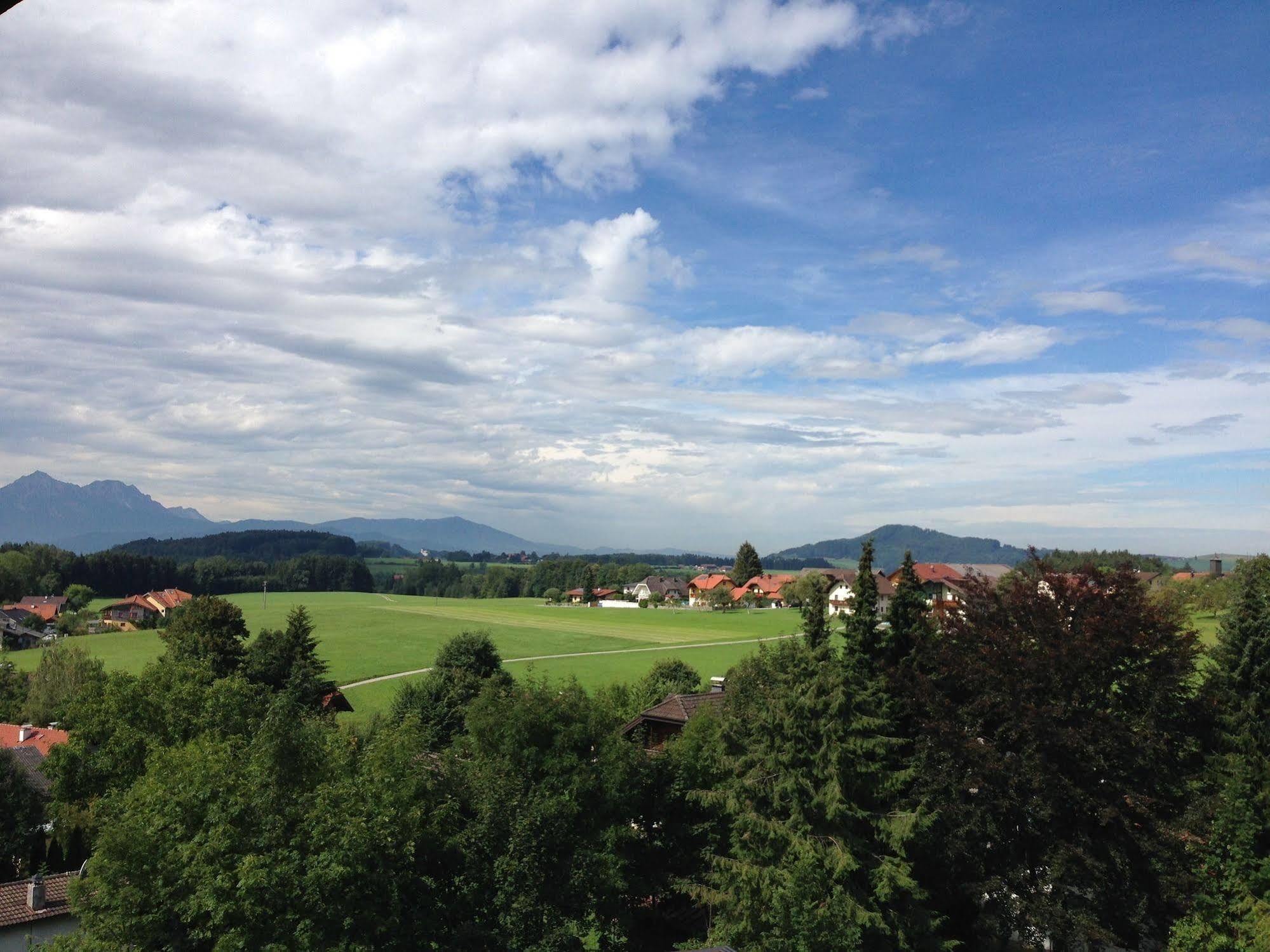 Hotel Berghof Graml Hallwang Luaran gambar